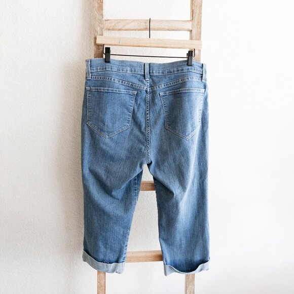 NYDJ Women’s Size 14 Crop Cuffed Jeans Light Wash Stretch Denim Made in USA - Picture 5 of 7